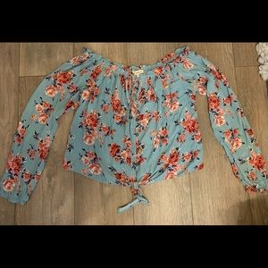 Rewind shoulder-less blouse